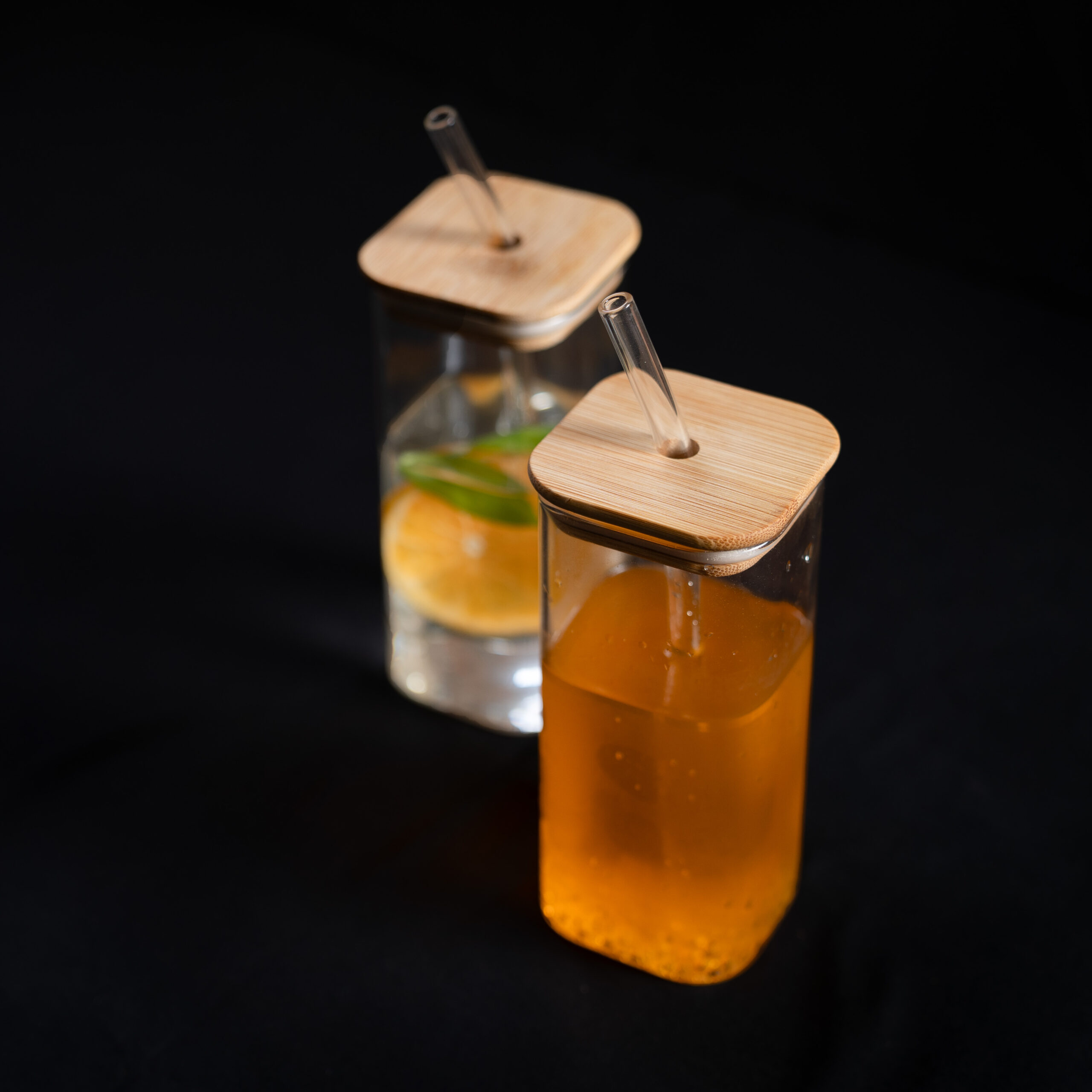 Borosilicate Glass Tumbler with Glass Straw & Wooden Lid (Set of 2pcs) - Image 4